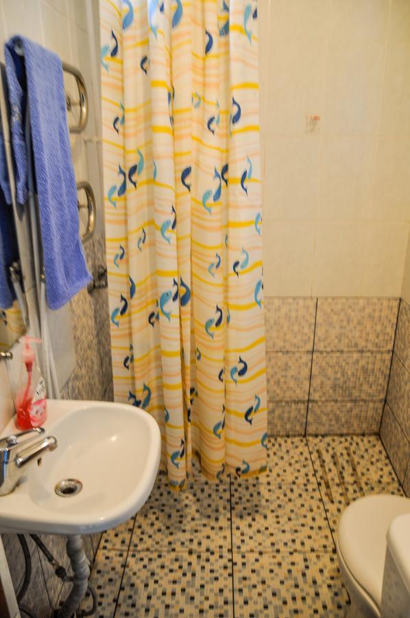 Funky Mamaliga Hostel Chişinău Esterno foto