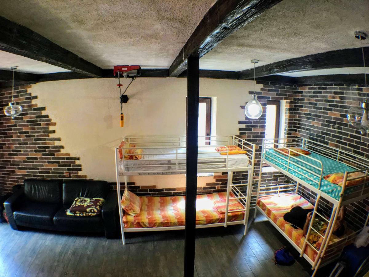 Funky Mamaliga Hostel Chişinău Esterno foto